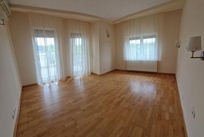 NOU! Vila EXCLUSIVISTA, 5 camere, curte GENEROASA,COMISION 0 - 13