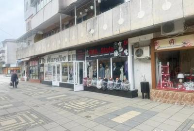 Spațiu comercial, de 80 mp, în Central - 2