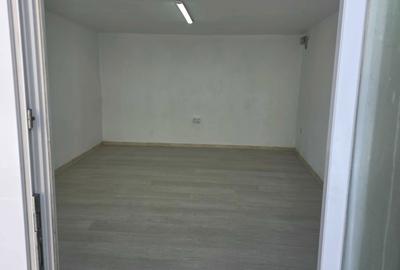 Spațiu comercial, de 20 mp, în Complex Studențesc - 7