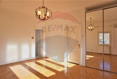 Casa / Vila cu 7 camere de vanzare in zona Bucurestii Noi - 3