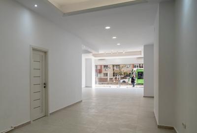 Spațiu comercial, de 130 mp, în Rahova - 8