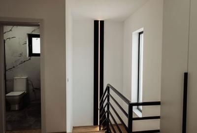 Casă cu 3 camere în Central - 1