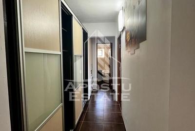Apartament cu 3 camere decomandat, mobilat în Aradului - 16