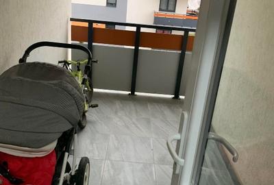 Apartament cu 2 camere decomandat în Tractorul - 9