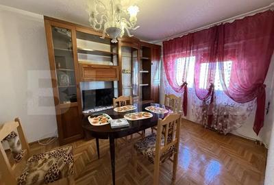 Apartament cu 3 camere decomandat în Central - 4