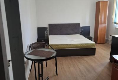 Garsonieră decomandată în Uverturii - 4