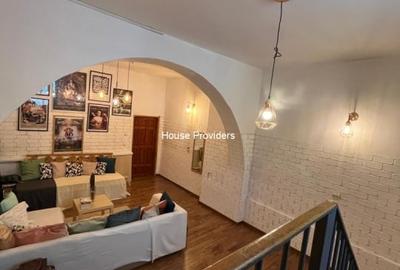 Casă cu 7 camere cu Canalizare în Domenii - 3