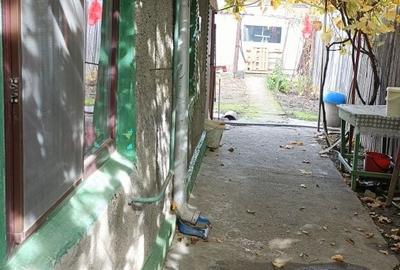 Casă cu 4 camere în Radu Negru - 2