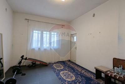 Casă cu 11 camere cu Teren 330 Mp în Iancului - 22