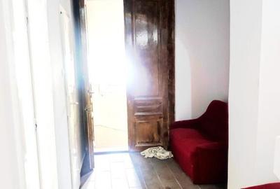 Spațiu comercial, de 47 mp, în Central - 3