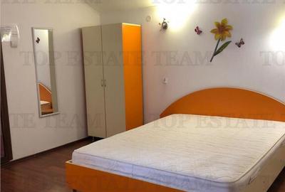 Pensiune Eforie Nord 12 camere 10 bai zona centrala - 2