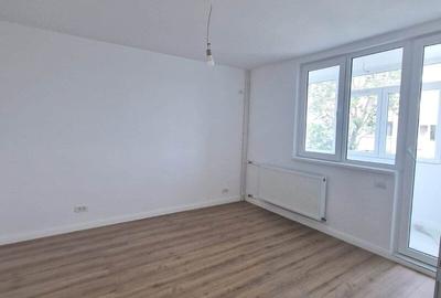 Titan, scoala 195, langa parc IOR - 3