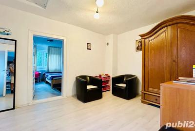 Casă cu 3 camere cu Teren 1100 Mp în Central - 1