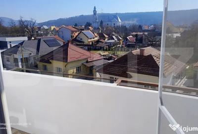 Apartament cu 2 camere decomandat în Central - 3