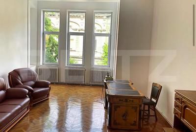 Apartament cu 4 camere decomandat în Central - 8