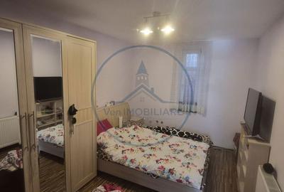 Casă cu 5 camere cu Teren 462 Mp în Central - 11