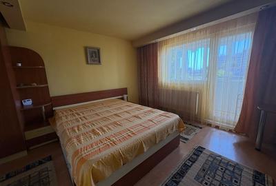 Apartament, 3 camere, decomandat, 64 mp, Cartier Craiovita, Zona Orizont - 3