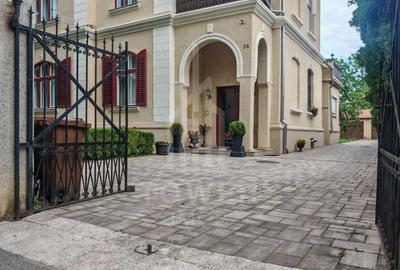 Casă individuală cu 2 camere cu Canalizare în Central - 2