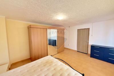 Cladire cu destinatii multiple de vanzare in Arad - 5