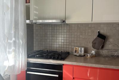 Casă cu 5 camere cu Teren 180 Mp în Prelungirea Ghencea - 14