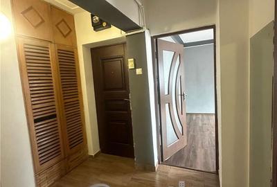 Apartament cu 2 camere decomandat în Podul de Fier - 3