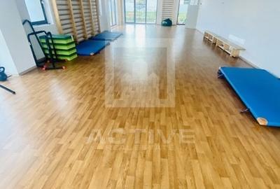 Spatiu parter si etaj  +curte proprie  || zona Farmec