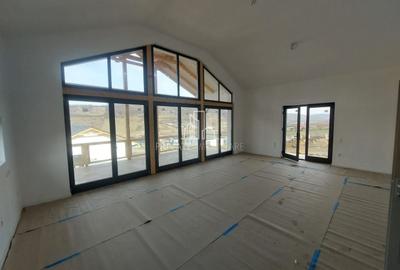 Casă individuală cu 4 camere cu Canalizare în Livezeni - 3