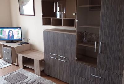 Garsonieră decomandată în Confecții - 3