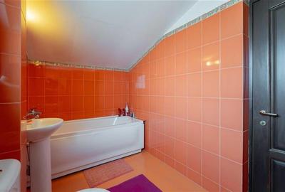 Casa de lux in Bucium, mobilata si utilata complet Casa de lux in Bucium, mobilata si utilata complet - 16