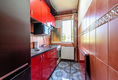 Apartament cu 3 camere cu centrala proprie in zona UTA Comision 0 - 3