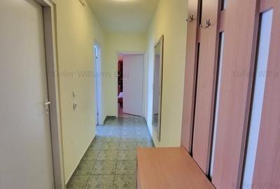 Apartament de inchiriat, etaj intermediar, cu 2 camere decomandate si parcare! - 6