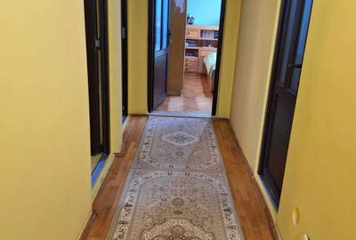 Casă cu 4 camere în Central - 1