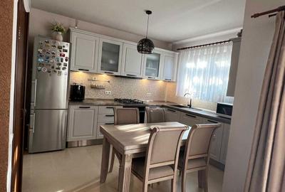 Casă cu 4 camere în Cetate - 6