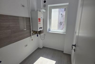 Garsonieră decomandată în Baza 3 - 9