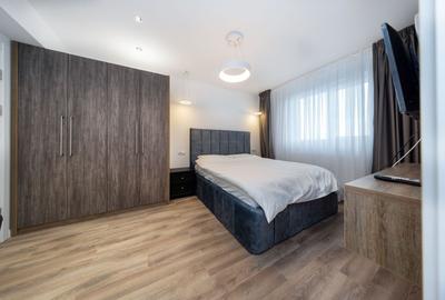 Apartament cu 3 camere decomandat, mobilat în Tractorul - 8