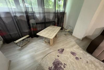 Apartament cu 2 camere decomandat în Manolești - 4