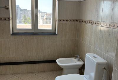 Apartament cu 4 camere decomandat în Decebal - 12