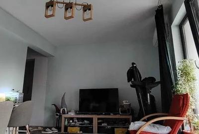 Apartament cu 3 camere decomandat în Jiului - 3