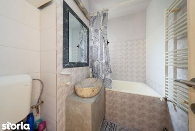 Apartament cu 3 camere decomandat în Florilor - 6