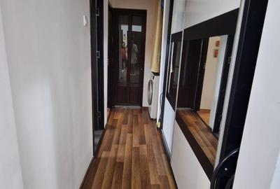 Apartament cu 3 camere ,decomandat, zona Alexandru cel Bun - 8
