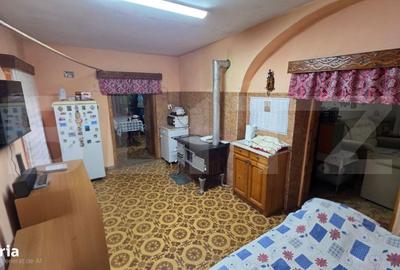 Casă cu 4 camere în Șieu - 9