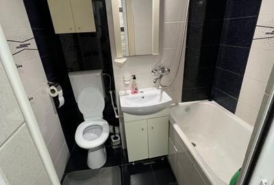 Apartament cu 2 camere nedecomandat în - 1