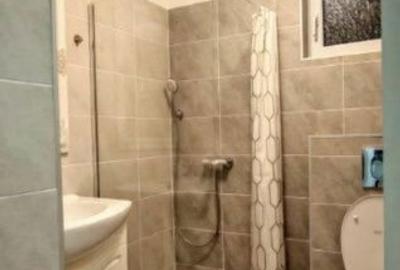 Casă cu 4 camere cu Canalizare în Central - 8