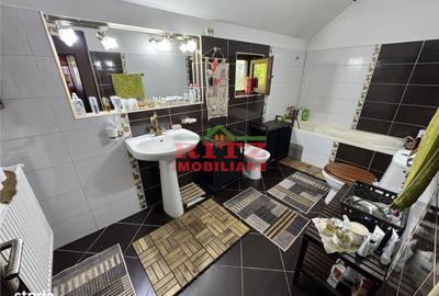 Casă cu 4 camere în Central - 14