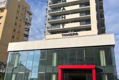 Apartament cu 3 camere decomandat în Nicolina - 9