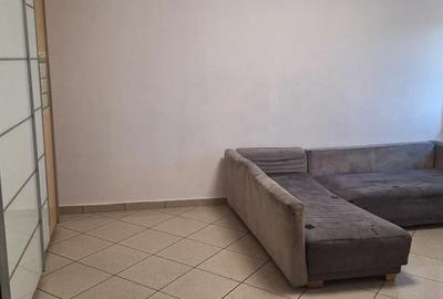 Apartament cu 3 camere decomandat în Calea Aradului