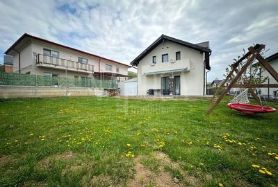 Casă individuală cu 3 camere cu Canalizare în Iris - 2