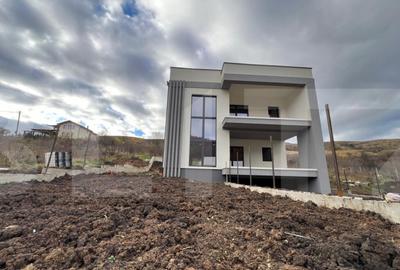 Casa individuala zona Roata Faget - 2