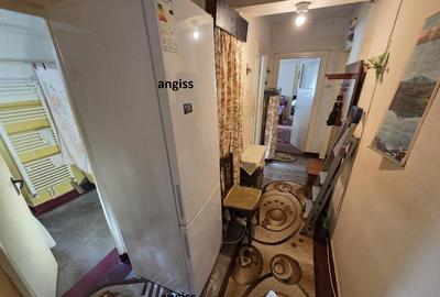 Apartament cu 3 camere semidecomandat în Central - 11