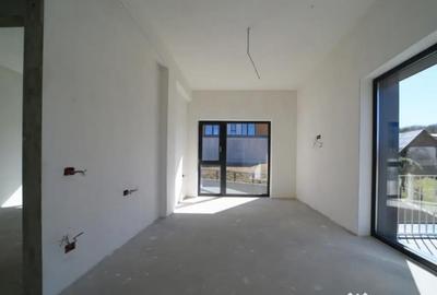 Casă cu 4 camere cu Teren 500 Mp în Central - 6